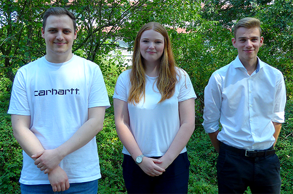 Absolvierten mit Erfolg Ihre Ausbildung (Foto v.li.): Lino Dücker, Pina Rauschke und Nico Heinze.