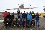 Das GANOVEX-Expeditionsteam kurz vor der Abreise aus dem Basislager in den Helliwell Hills zurück zur Antarktis-Station an der Terra Nova-Bucht